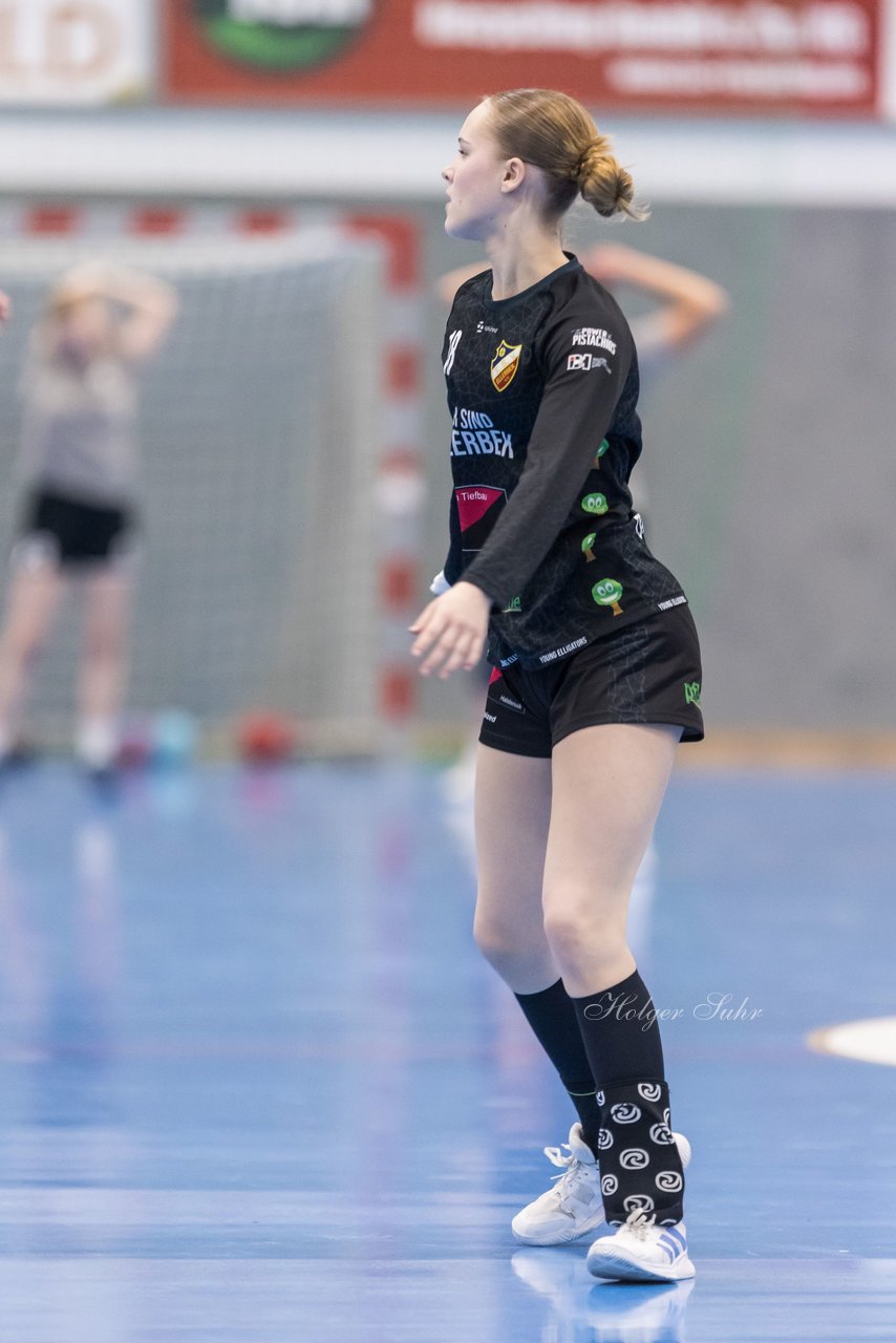 Bild 51 - wBJ TSV Ellerbek - TSV Uetersen : Ergebnis: 15:10